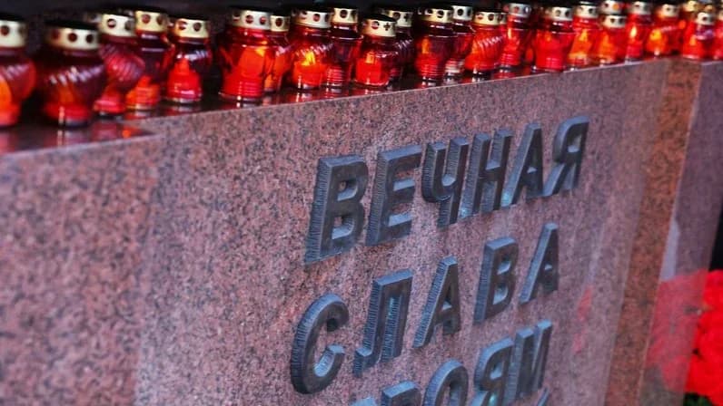 Дмитрий Артюхов обратился к ямальцам в День памяти и скорби