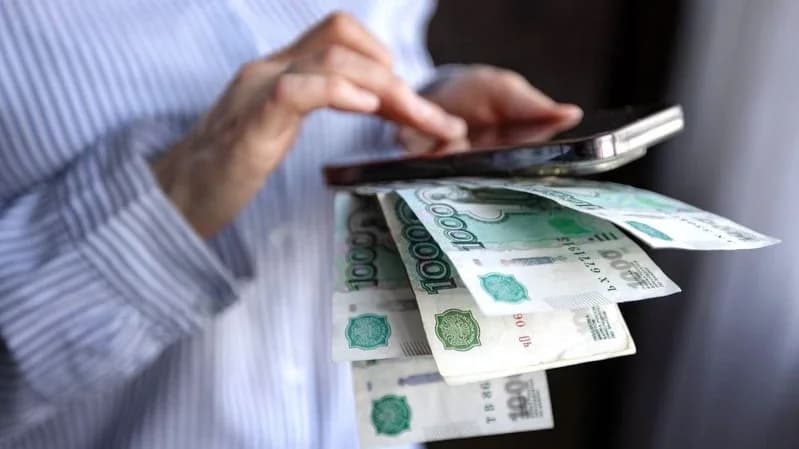 Не дождалась рейса: надымчанка перевела деньги за несуществующие авиабилеты