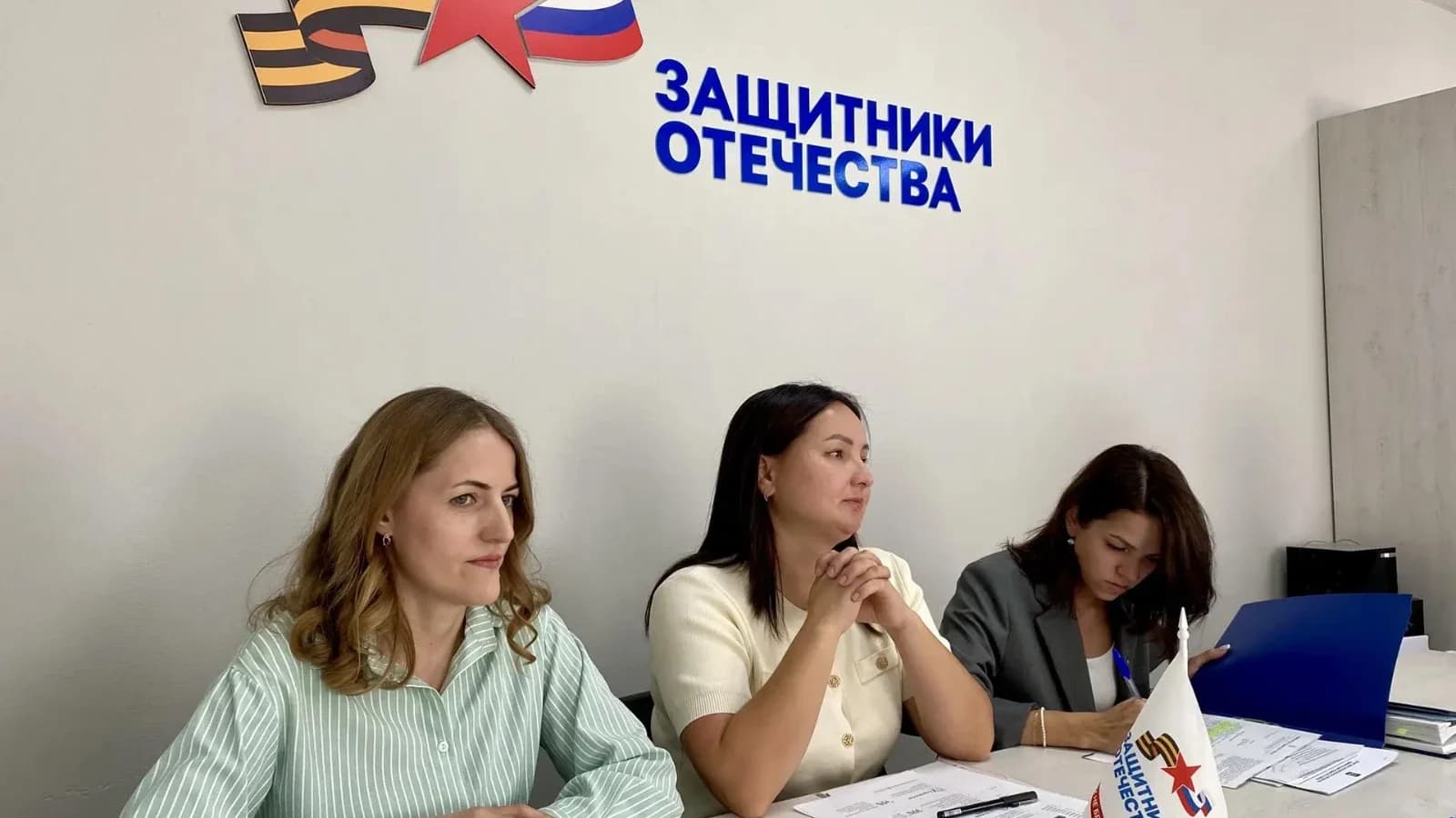 От консультации до первых шагов: в Надыме помогли участникам СВО разобраться в программах поддержки