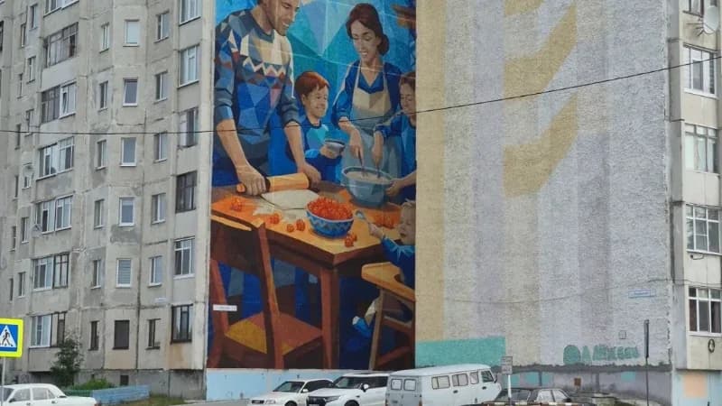 Город говорит: читаем смыслы на муралах Надыма. Фото
