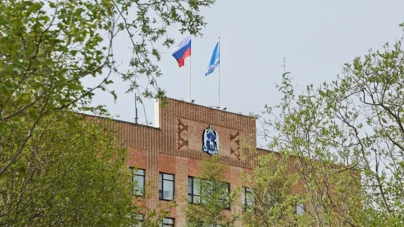 Практичное решение: ямальские депутаты продлили упрощенное оформление участков под гаражами