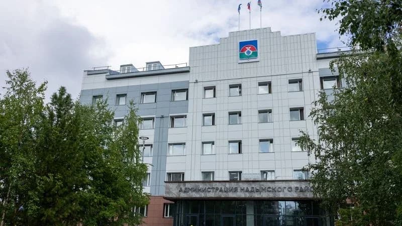 «Вместе мы создаем лучшую историю города»: Дмитрий Жаромских поздравил жителей с Днем рождения Надыма
