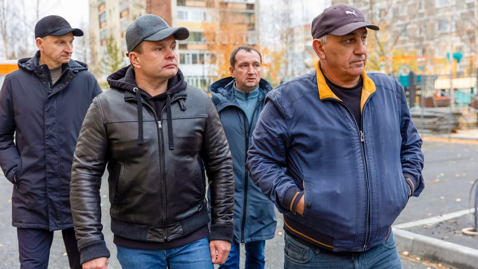 Дмитрий Жаромских проверил ход ремонтных работ на объектах образования
